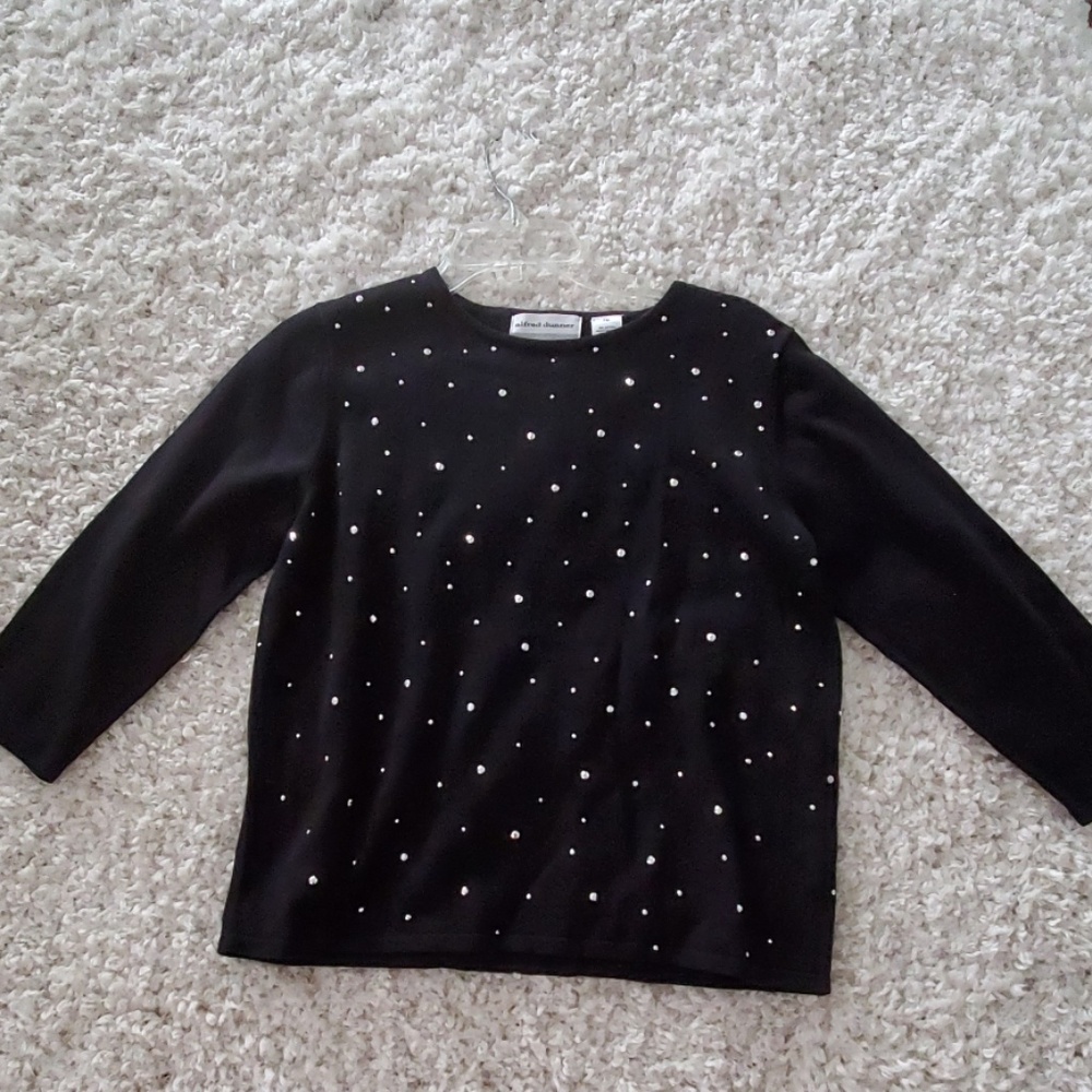 Alfredo dunner  sweater